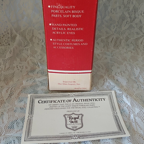 Vtg Regal Doll Collection Porcelain Collector Doll - Picture 7 of 8